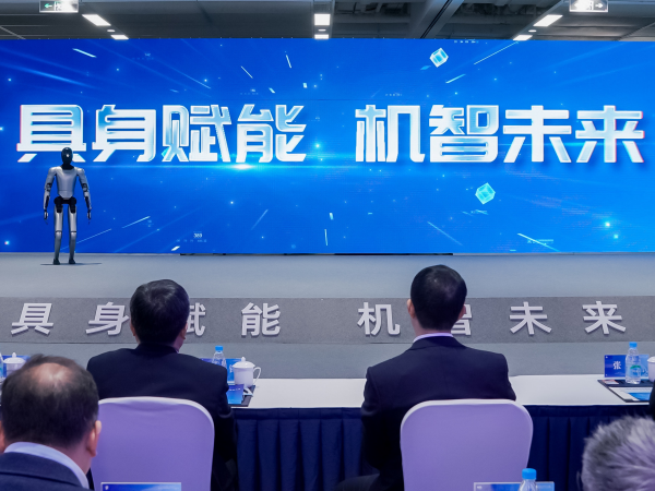苏州布局具身智能机器人 目标2027年产业规模达2000亿元
